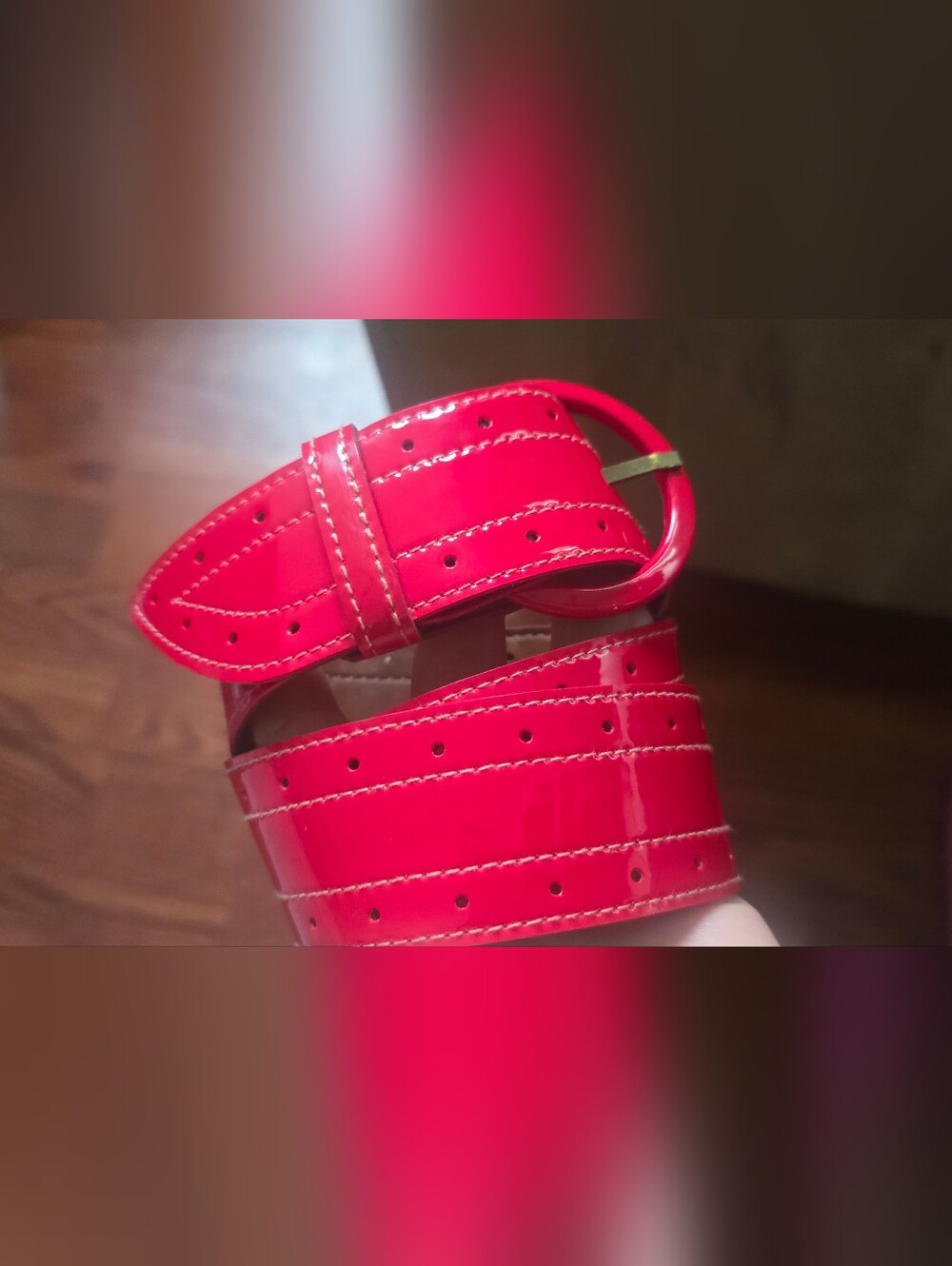 Vintage Omega Red Patent Leather Wide Belt Round Buckle Retro Y2K Size Small
